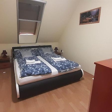 Elizabet Apartman A Belvarosban Szarvas Eksteriør billede